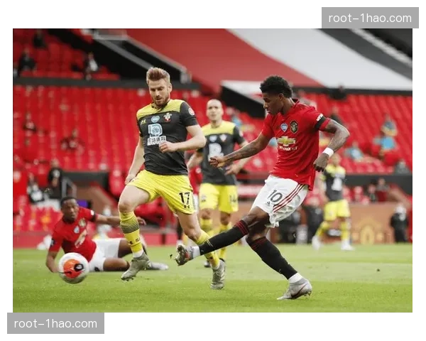 若昂戈麦斯雨中远射破马丁内斯，狼队中场个人能力决定比赛